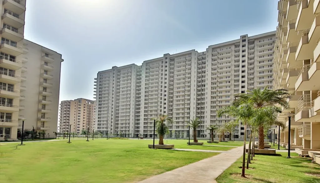 AIPL upcoming residential project in Sector 103, Dwarka Expressway, Gurgaon – 3 & 4 BHK luxury apartments in a 30-acre high-rise township.